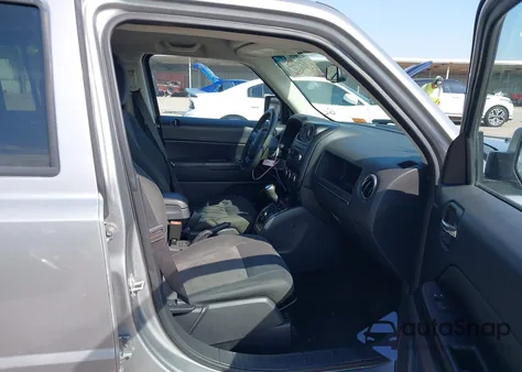 2016 Jeep Patriot Sport from USA, damaged, VIN 1C4NJPBAXGD688173